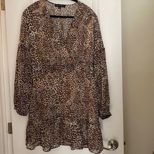 Dynamite chiffon leopard print dress